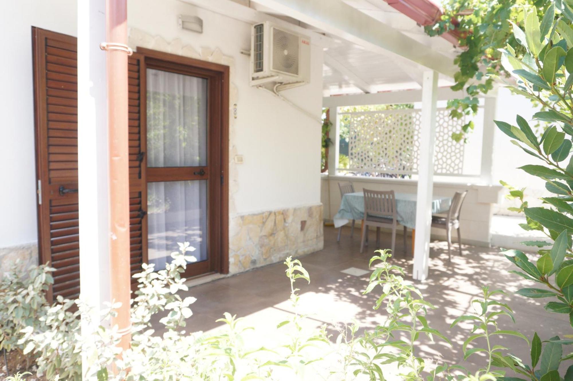 I Sapori Del Gargano Guest House Vieste Exterior photo